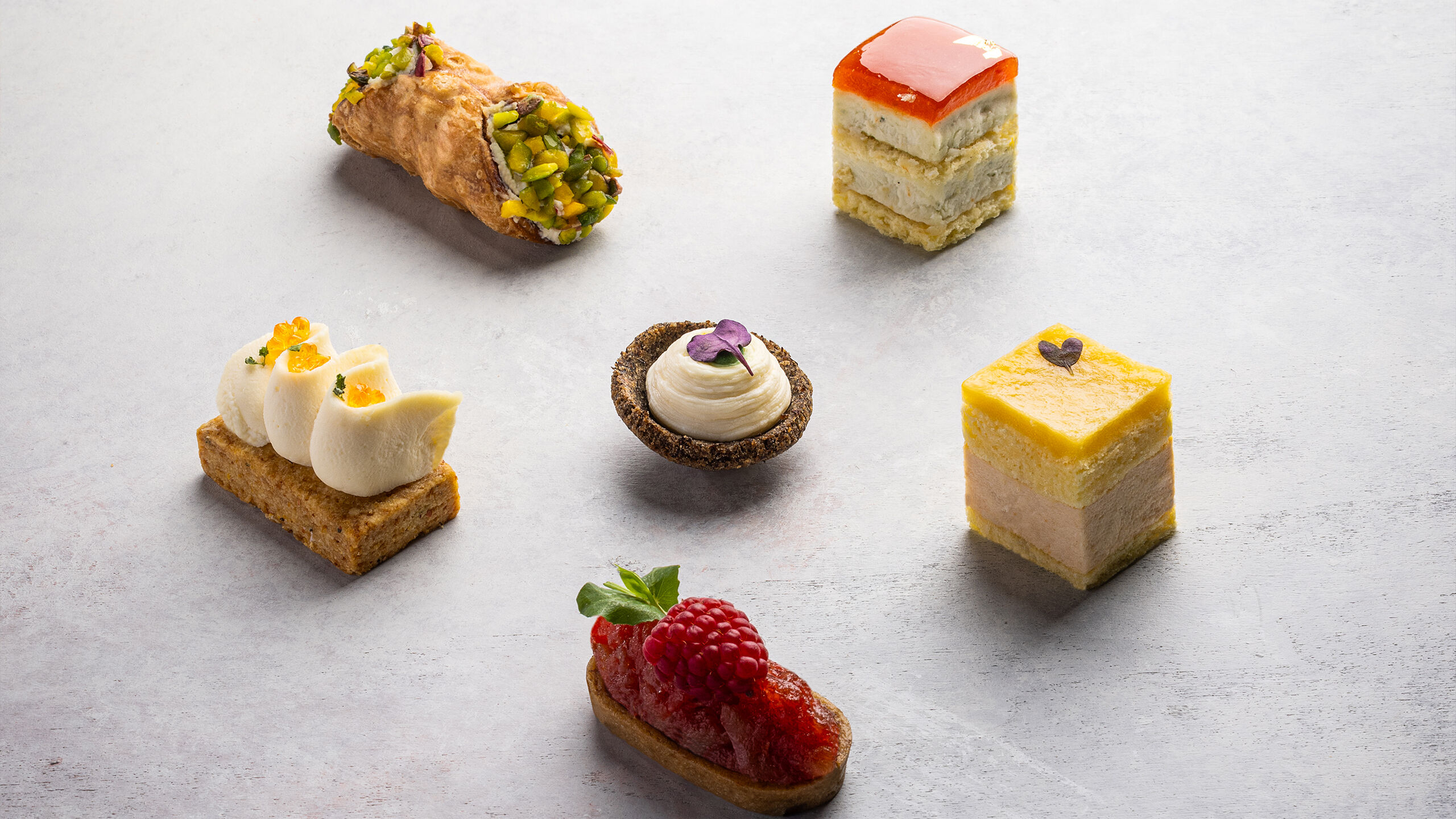 Sweet and savoury pastries Garda Foodie Riva del Garda - The flavours of Casa Miorelli MCH S.r.l. Unipersonale | Savoury pastries
