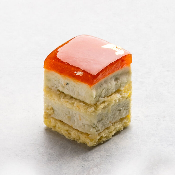 Salato - Cubo di gorgonzola, peperone rosso e albicocca
